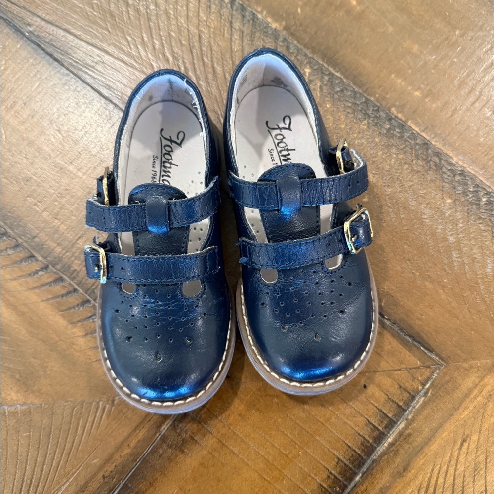 FootMates Danielle Double Buckle MaryJanes in Navy
